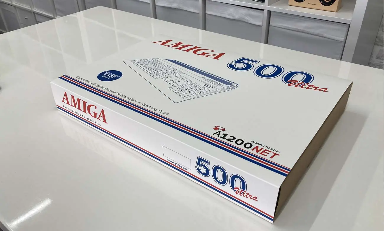 Amiga 500 Crystal case 4