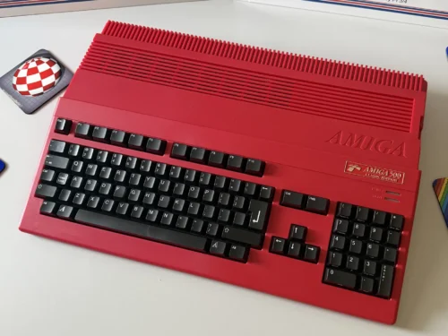 Amiga 500 Case Red_1